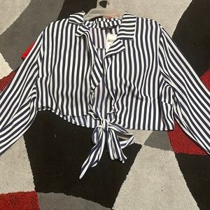 Stripped cropped tye up blouse from forever 21